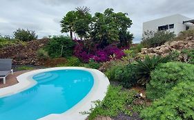 Private Villa With Pool In Lajares